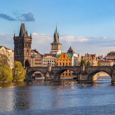 Lejlighed Iconic Mala Strana 2-bdrm Loft Near Charles Bridge Prag